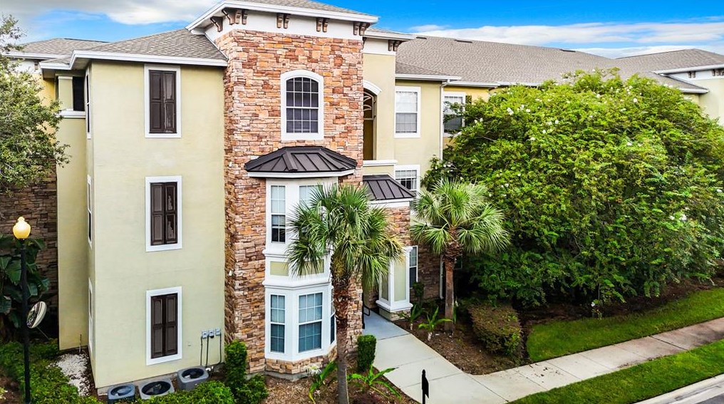 9916 Courtney Palms Blvd, Tampa, FL 33619-8501