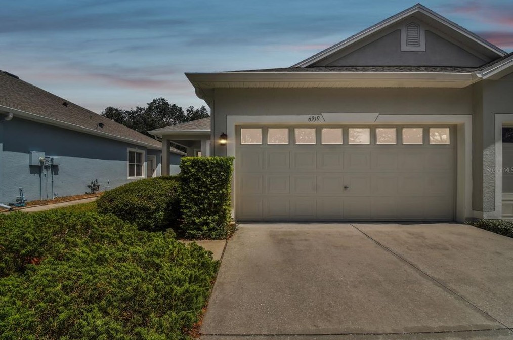 6919 Surrey Hill Pl, Ruskin, FL 33572