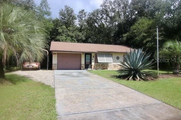 5401 S Manatee Terrace, Homosassa, FL 34446