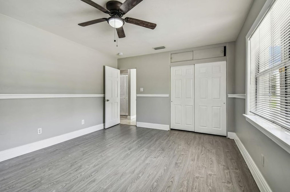 6711 9 Ave, Saint Petersburg FL  33710-6139 exterior