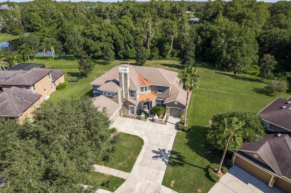 16637 Ashton Green Dr, Lutz, FL 33558