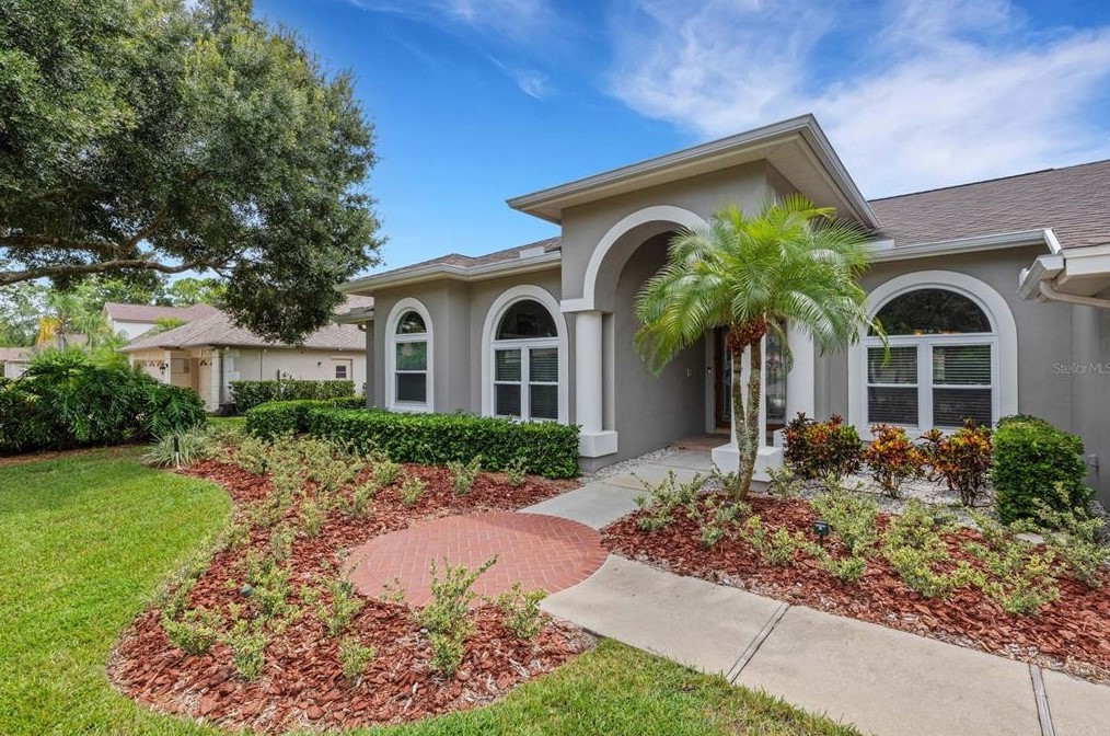 3910 Arlington Dr, Palm Harbor, FL 34685