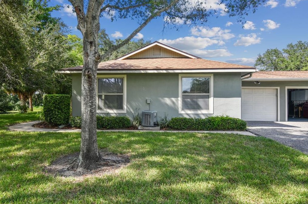 251 Hidden Brook Dr #102c, Palm Harbor, FL 34683