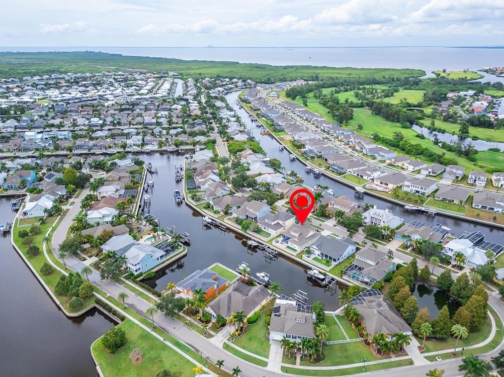 528 Islebay Dr, Ruskin, FL 33572