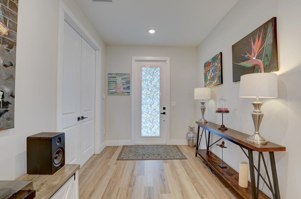 2860 14th Ave, Saint Petersburg, FL 33713-5520