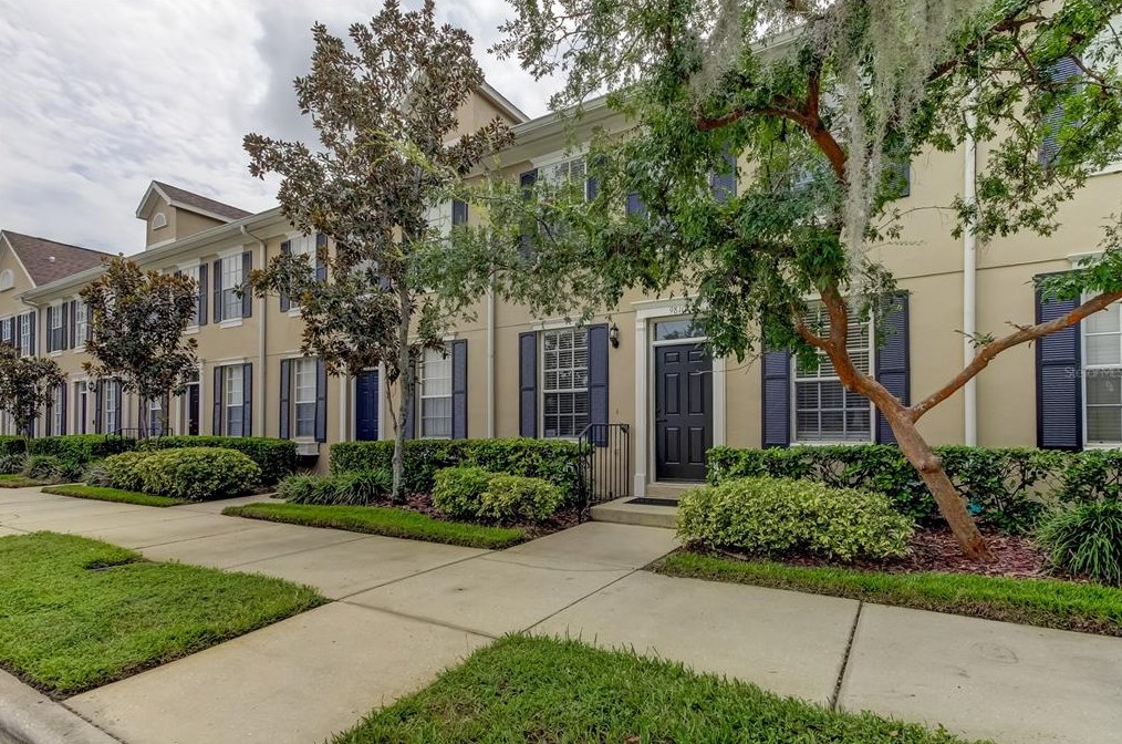 9810 New Parke Rd, Tampa FL  33626-5127 exterior