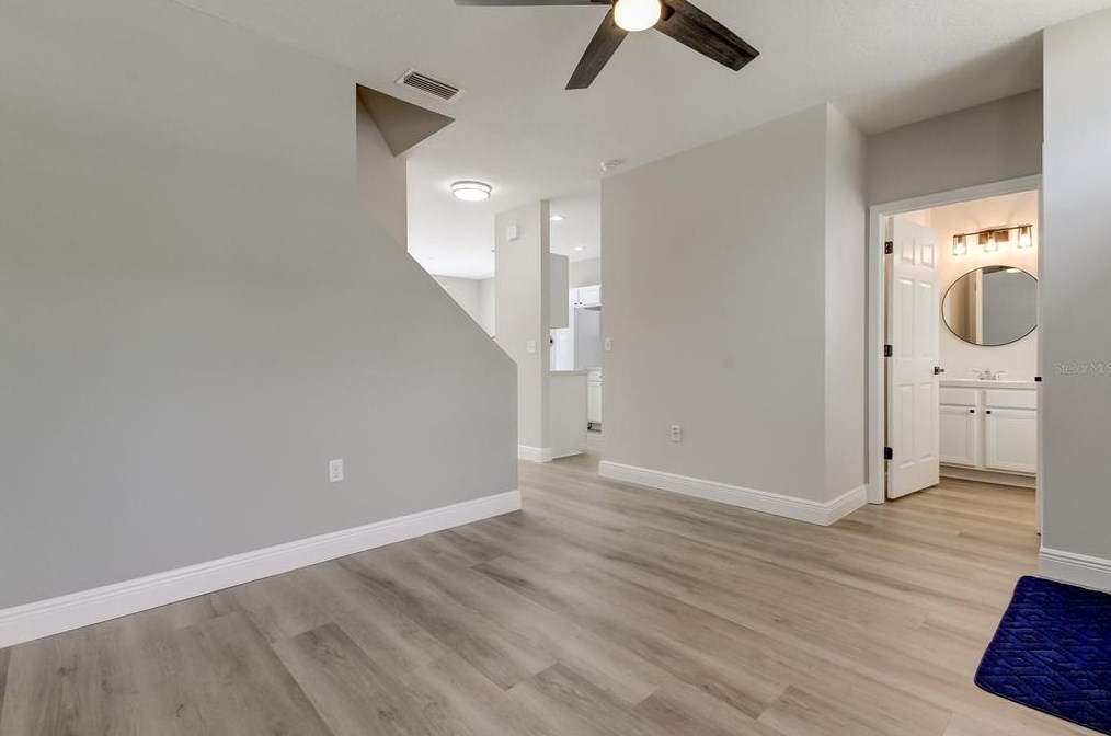 9810 New Parke Rd, Tampa FL  33626-5127 exterior