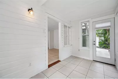 455 13 Th Avenue NE, Saint Petersburg, FL 33701 - Photo 58