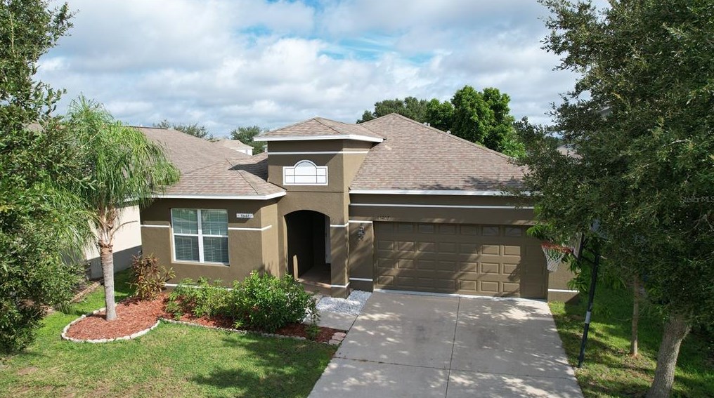 13407 Graham Yarden Dr, Riverview FL 33579-2391 exterior