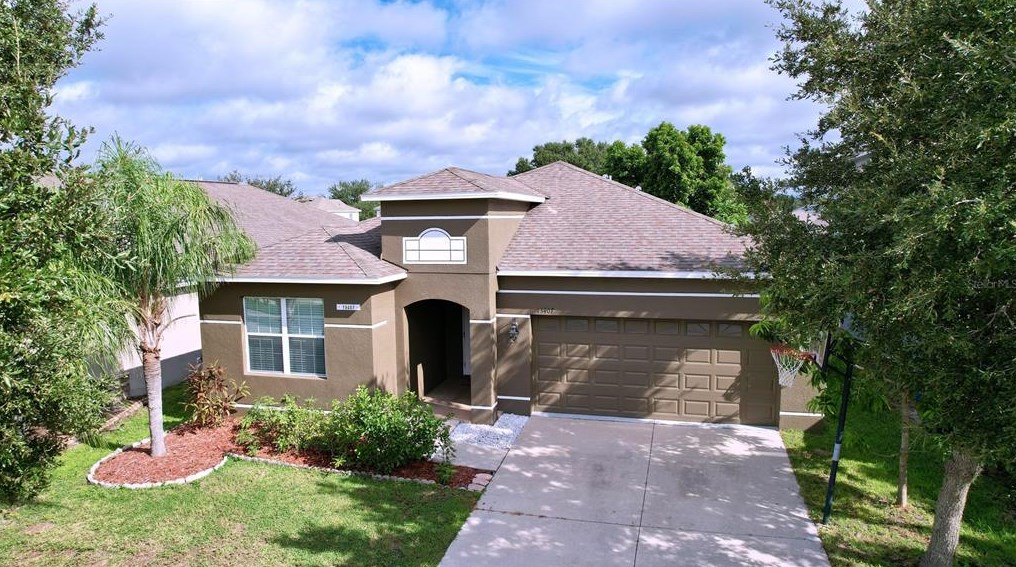 13407 Graham Yarden Dr, Riverview FL 33579-2391 exterior