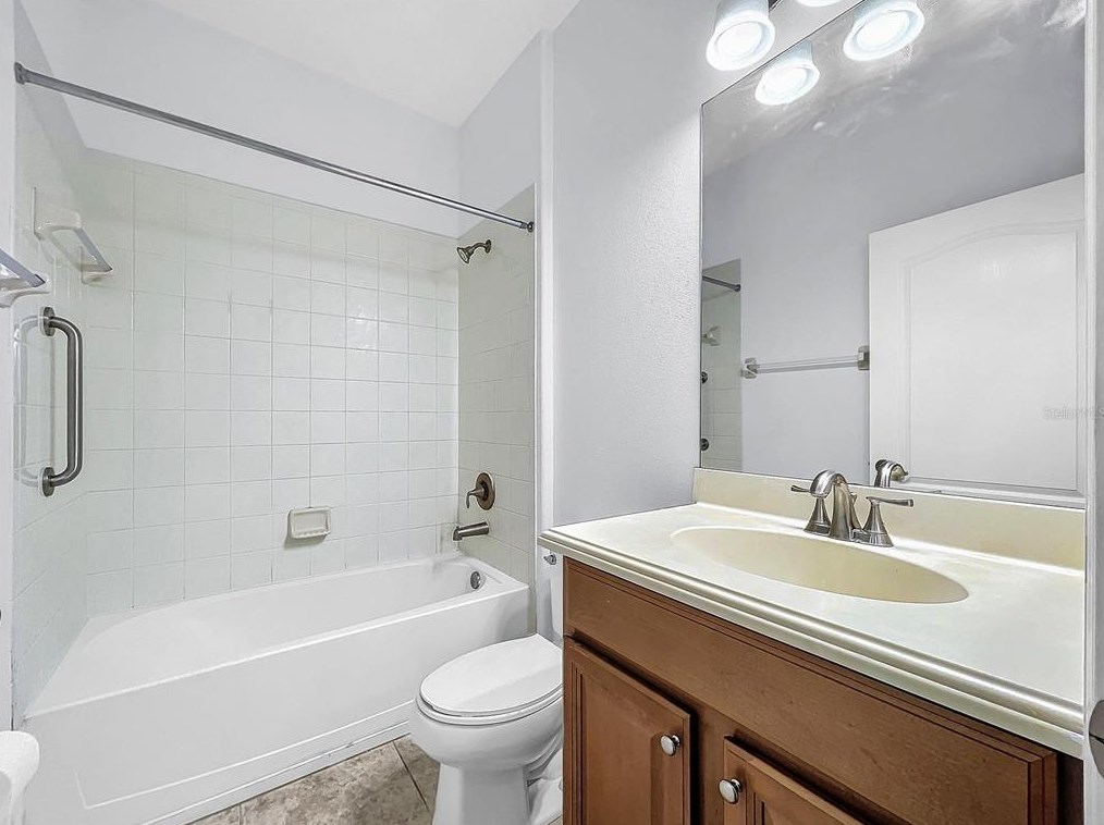 13407 Graham Yarden Dr, Riverview FL 33579-2391 exterior