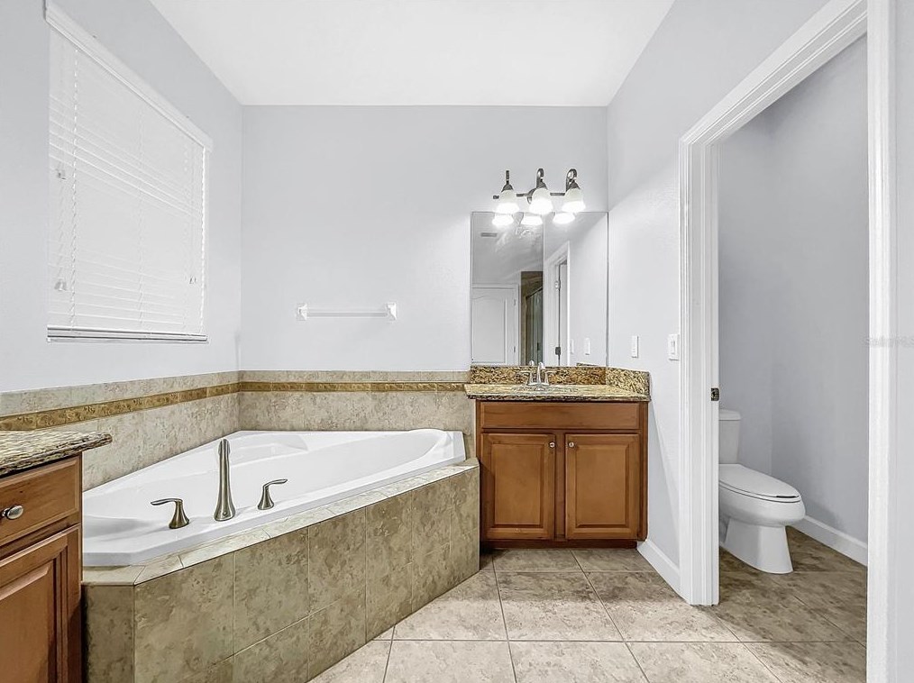 13407 Graham Yarden Dr, Riverview FL 33579-2391 exterior