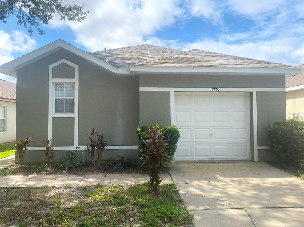 7519 Oxford Garden Cir, Ruskin, FL 33572