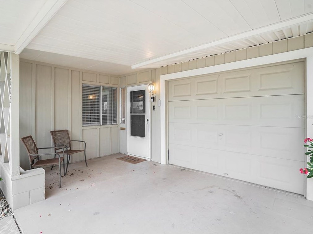 1225 Chevy Chase Dr, Ruskin, FL 33573