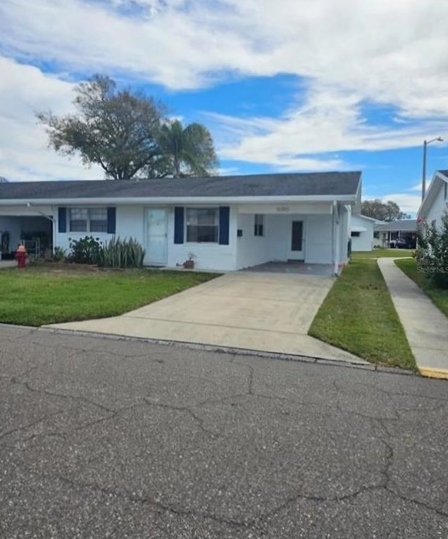 5080 Park Lake Dr, Pinellas Park, FL 33782-3575