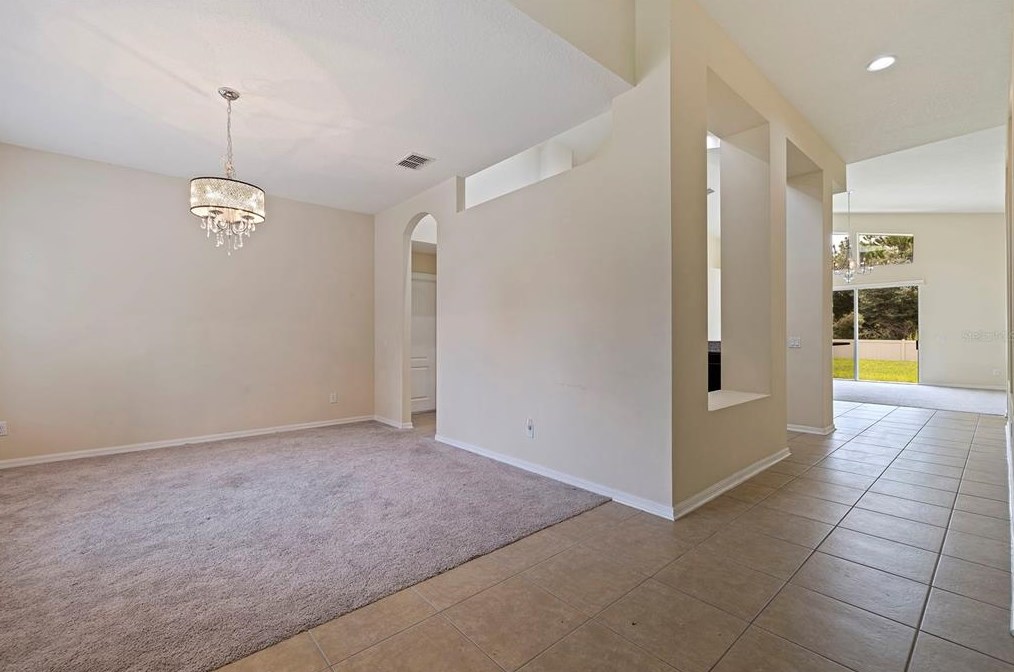 10831 Breaking Rocks Dr, Tampa FL 33647-3585 exterior