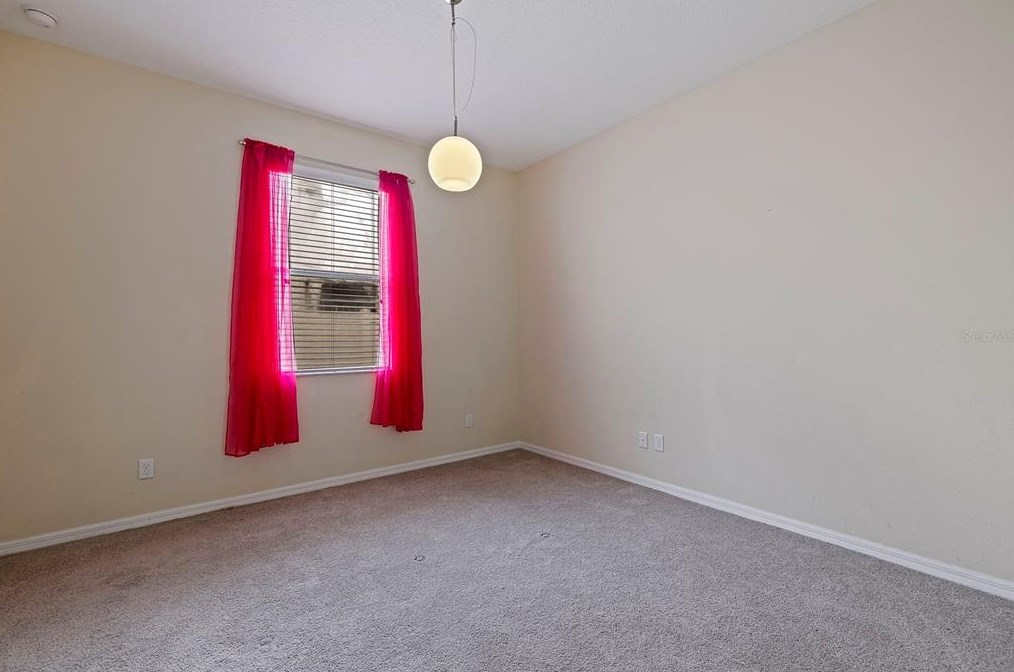 10831 Breaking Rocks Dr, Tampa FL 33647-3585 exterior