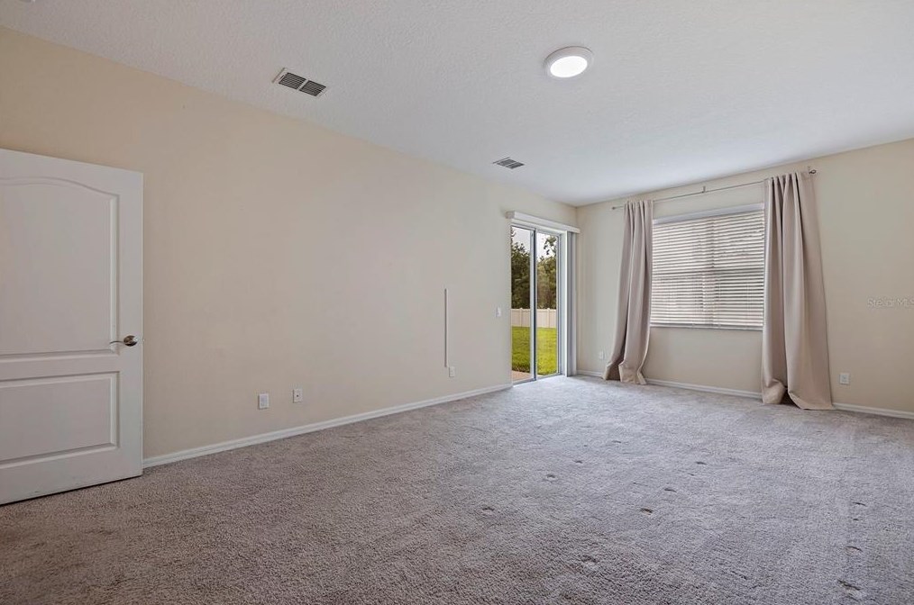 10831 Breaking Rocks Dr, Tampa FL 33647-3585 exterior