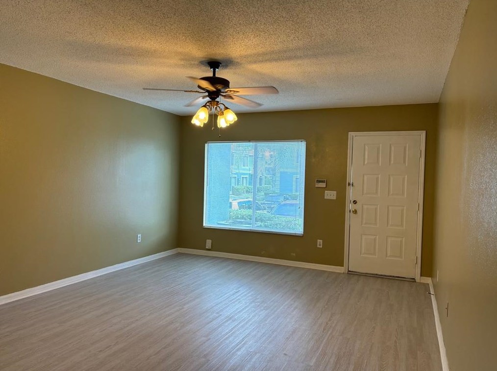 2246 Fluorshire Dr, Brandon, FL 33511