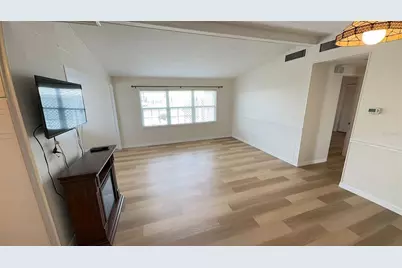 4851 W Gandy Boulevard #B11L35, Tampa, FL 33611 - Photo 4