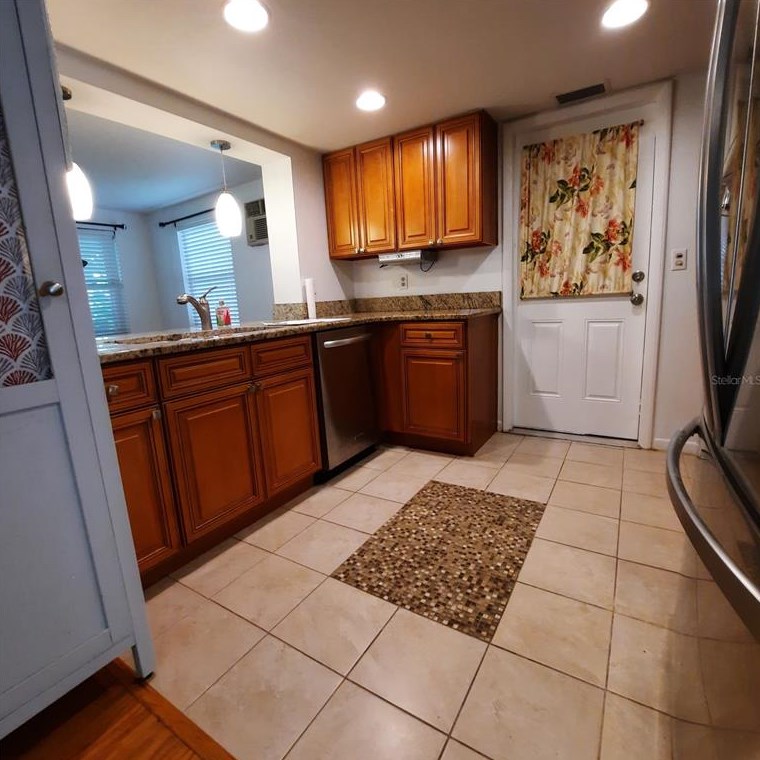 10011 40th Street N #10011, Pinellas Park, FL 33782