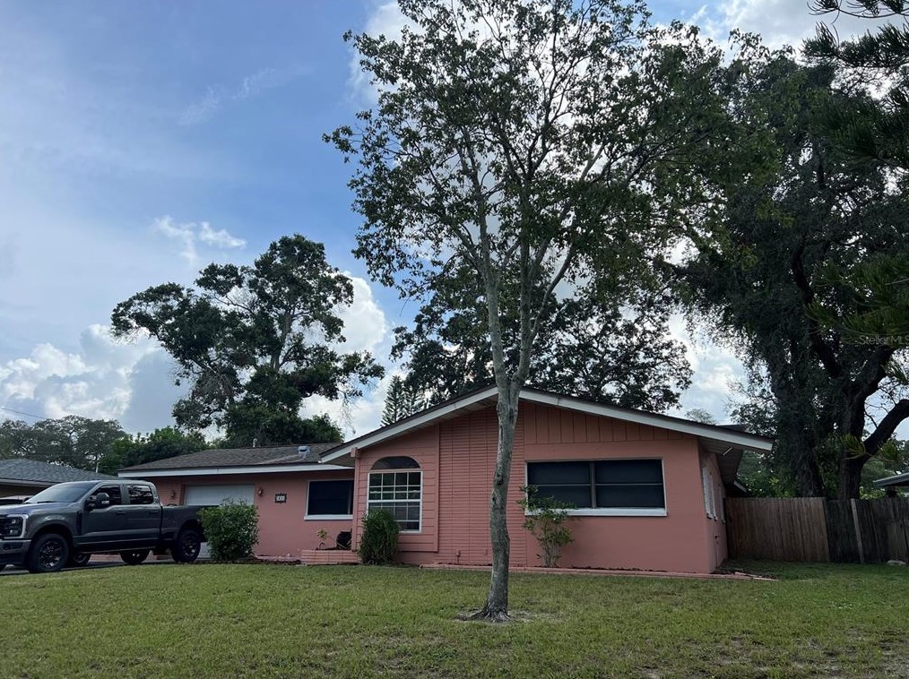 65 Ventura Dr, Dunedin, FL 34698