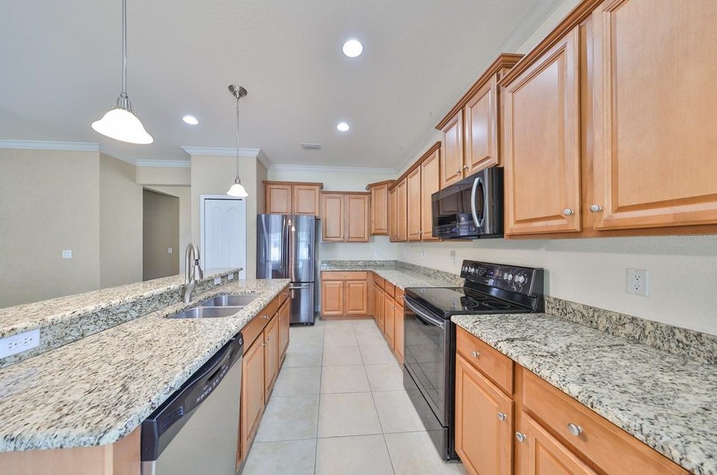 13202 Graham Yarden Dr, Riverview FL 33579-2386 exterior