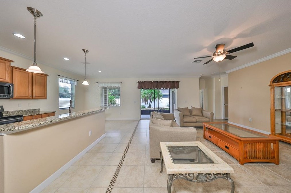 13202 Graham Yarden Dr, Riverview FL 33579-2386 exterior