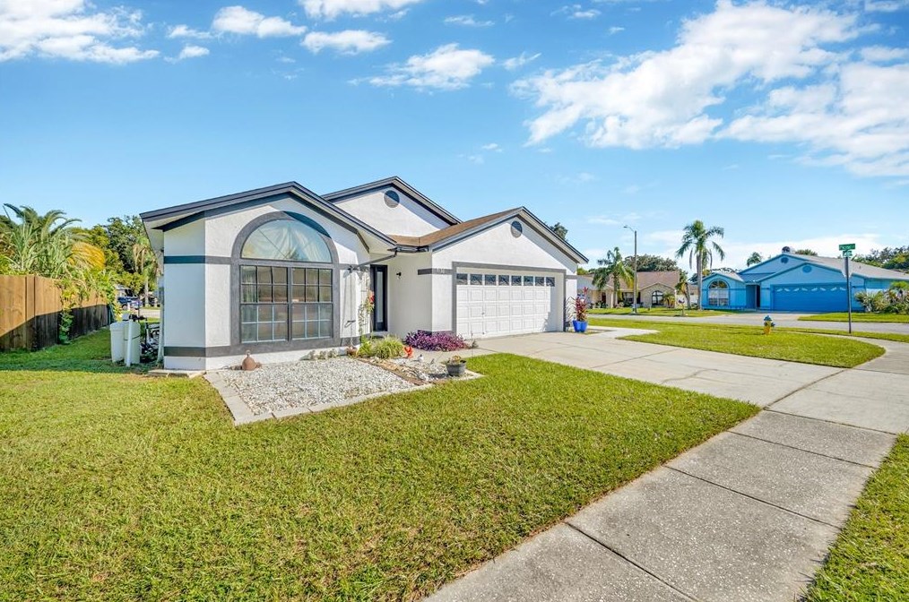 5136 Spike Horn Dr, New Port Richey, FL 34653