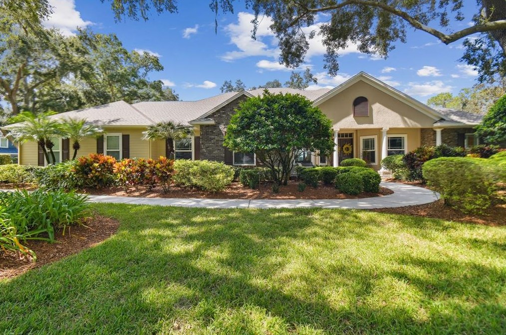 17922 Spencer Rd, Odessa, FL 33556-4923