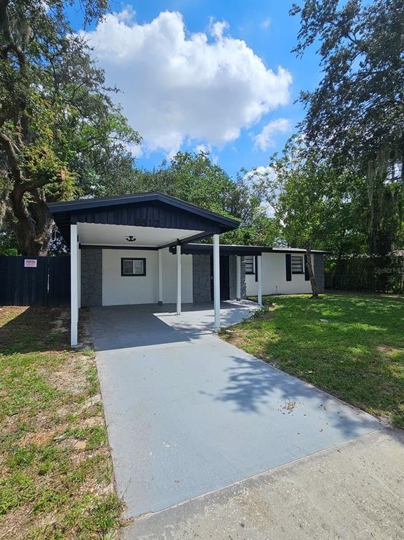 8517 N Temple Ave, Tampa, FL 33617