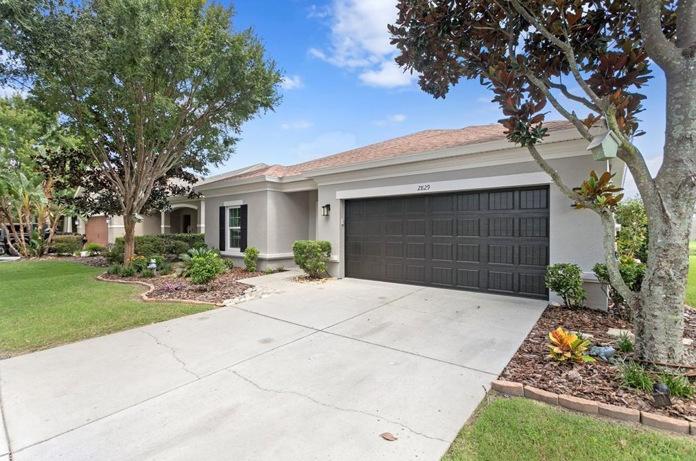 2829 Maple Brook Loop, Lutz, FL 33558