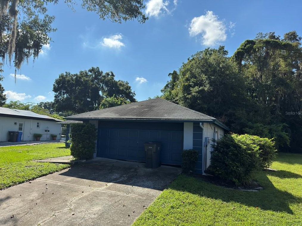 4222 Autumn Leaves Dr, Tampa, FL 33624-1108