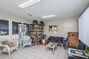 3730 42nd Way S, Saint Petersburg, FL 33711 - Photo 16