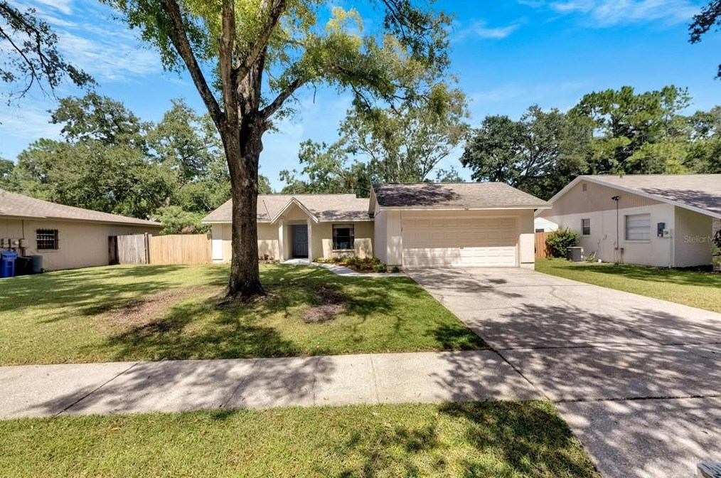 1908 Cedarbrooke Dr, Lutz, FL 33549