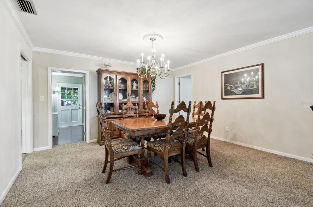 10221 Imperial Pt Dr, Largo FL 33774-5018 exterior