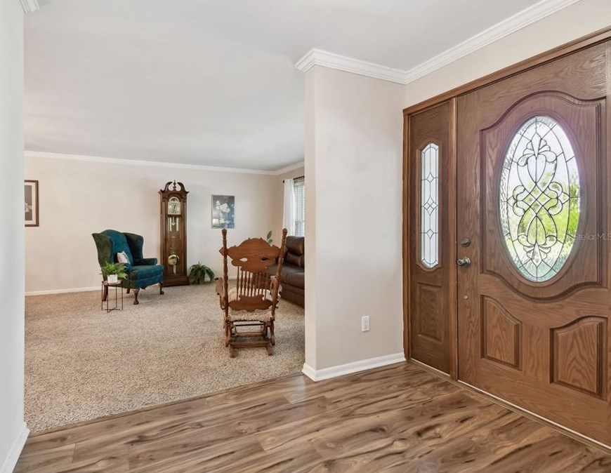 10221 Imperial Pt Dr, Largo FL 33774-5018 exterior