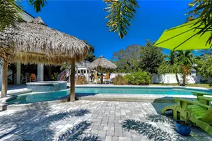 262 Banana Rd, Palm Harbor, FL 34683 - Photo 8