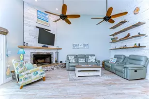 262 Banana Rd, Palm Harbor, FL 34683 - Photo 20