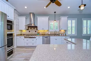 262 Banana Rd, Palm Harbor, FL 34683 - Photo 16