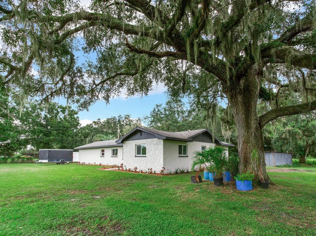 7301 Pierce Harwell Rd, Plant City, FL 33565