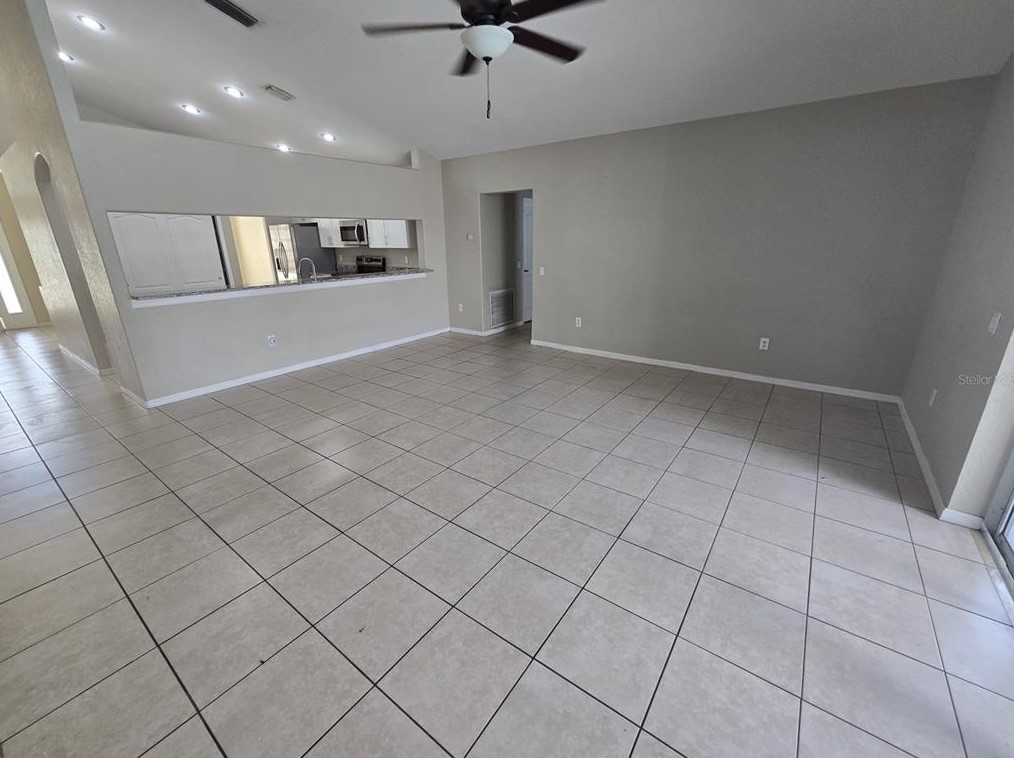 9232 Hidden Water Cir, Riverview FL 33578-3031 exterior