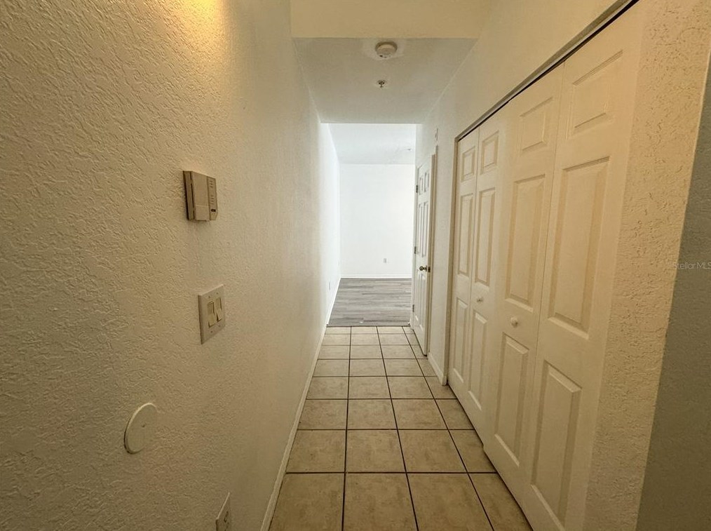 5022 Sunridge Palms Dr #201, Tampa, FL 33617