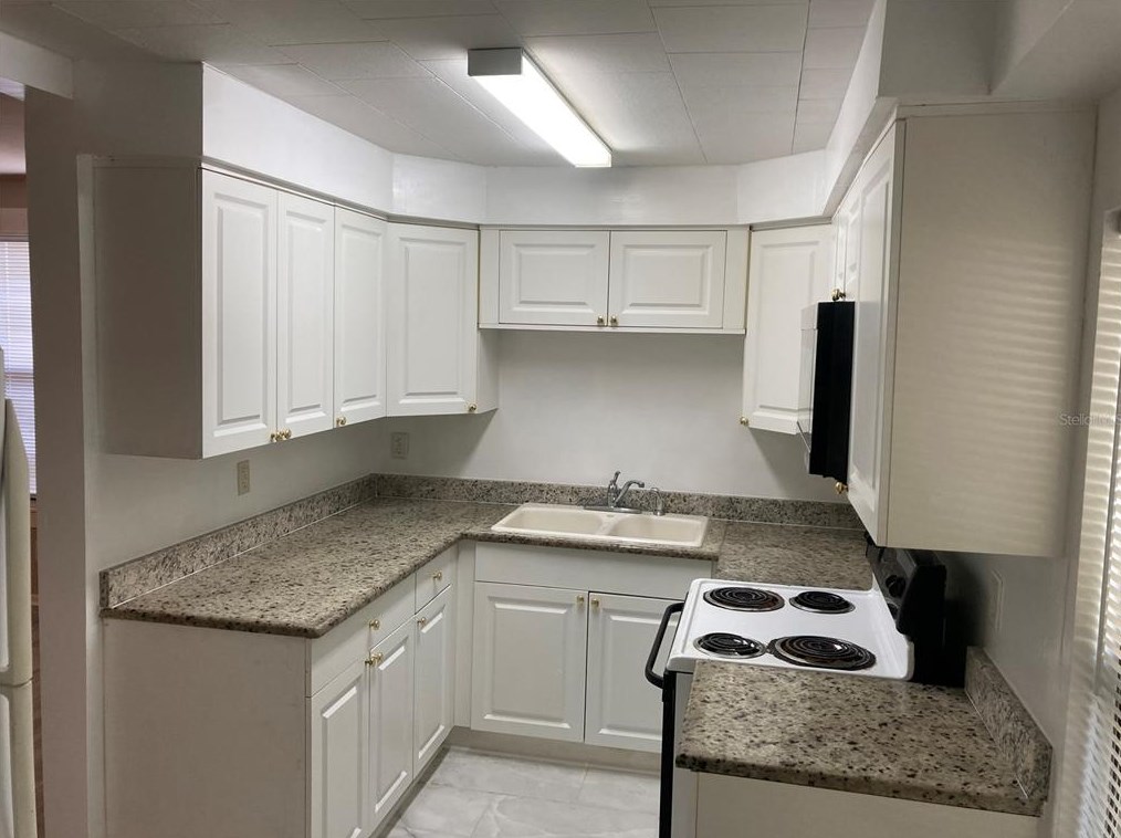 2004 2nd Ave, Bradenton, FL 34208-1526