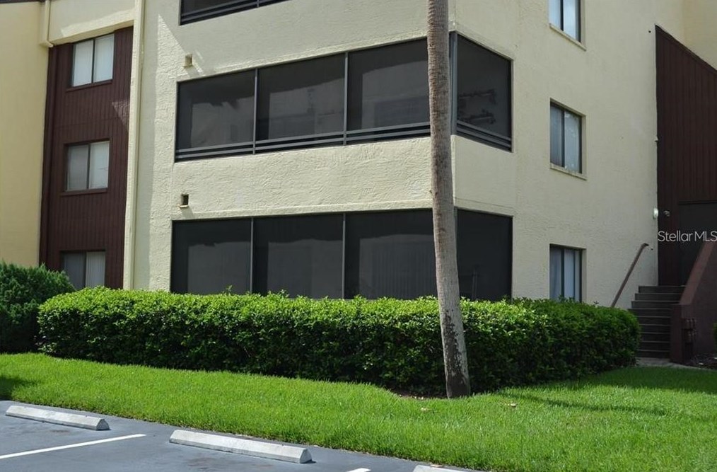 13604 S Village Dr #2102, Tampa, FL 33618