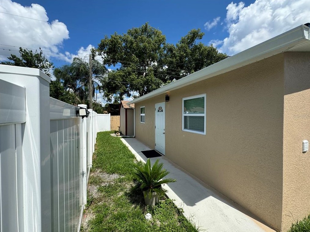 4420 Cobia Dr #2, Tampa, FL 33617