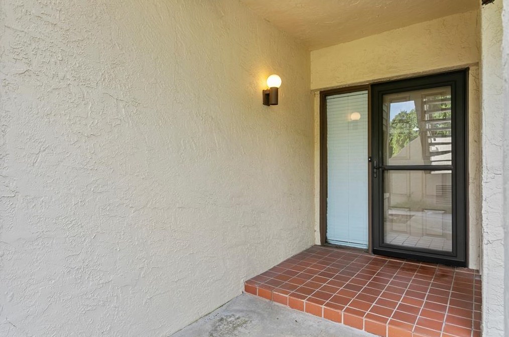 2825 Countrybrook Dr #12, Palm Harbor, FL 34684
