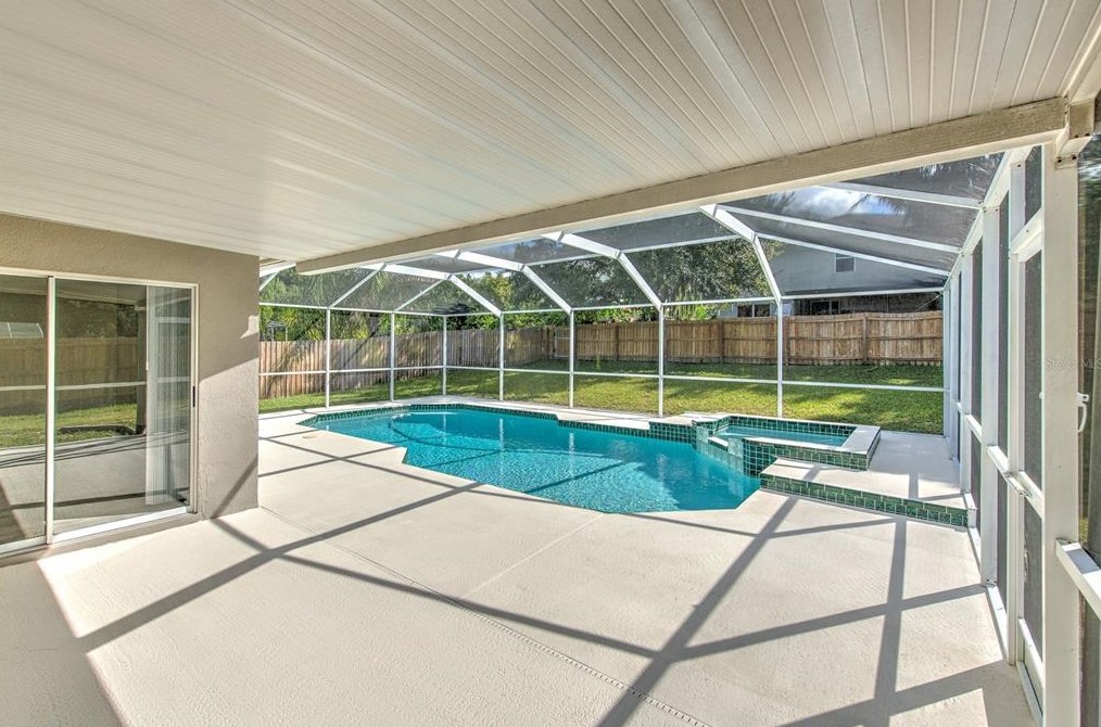 10518 Juliano Dr, Riverview, FL 33569-8712
