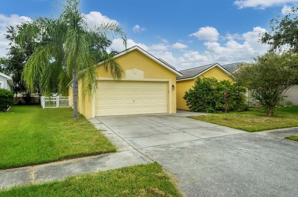 1122 Vinetree Dr, Brandon, FL 33510
