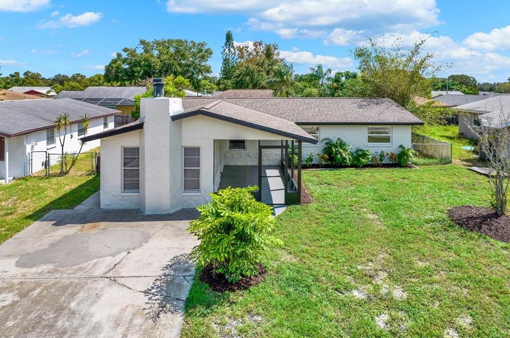 1603 Stone Creek Dr, Tarpon Springs, FL 34689